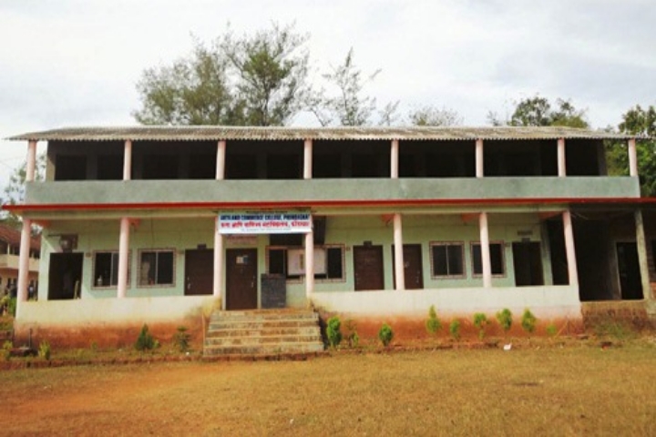 https://cache.careers360.mobi/media/colleges/social-media/media-gallery/23739/2019/7/8/Campus View of Phondaghat Education Societys Arts and Commerce College Phondaghat_Campus-View.jpg